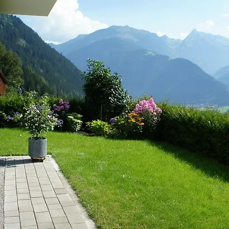 Apartman Bergblick *