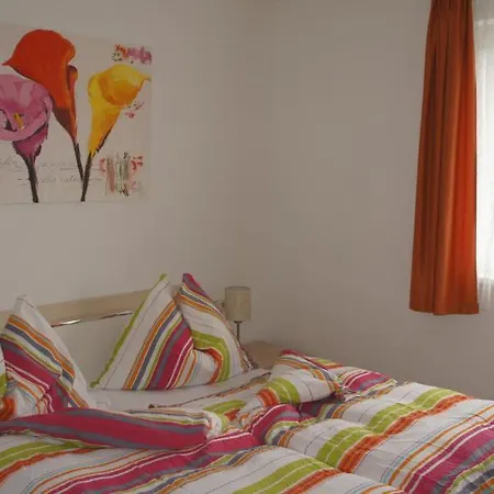 Bergblick Apartman *